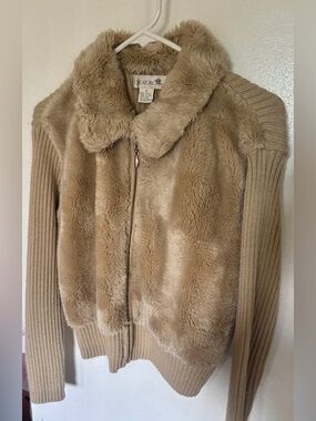 Y2K Faux-Fur Beige Knit Zip Up Jacket Sweater